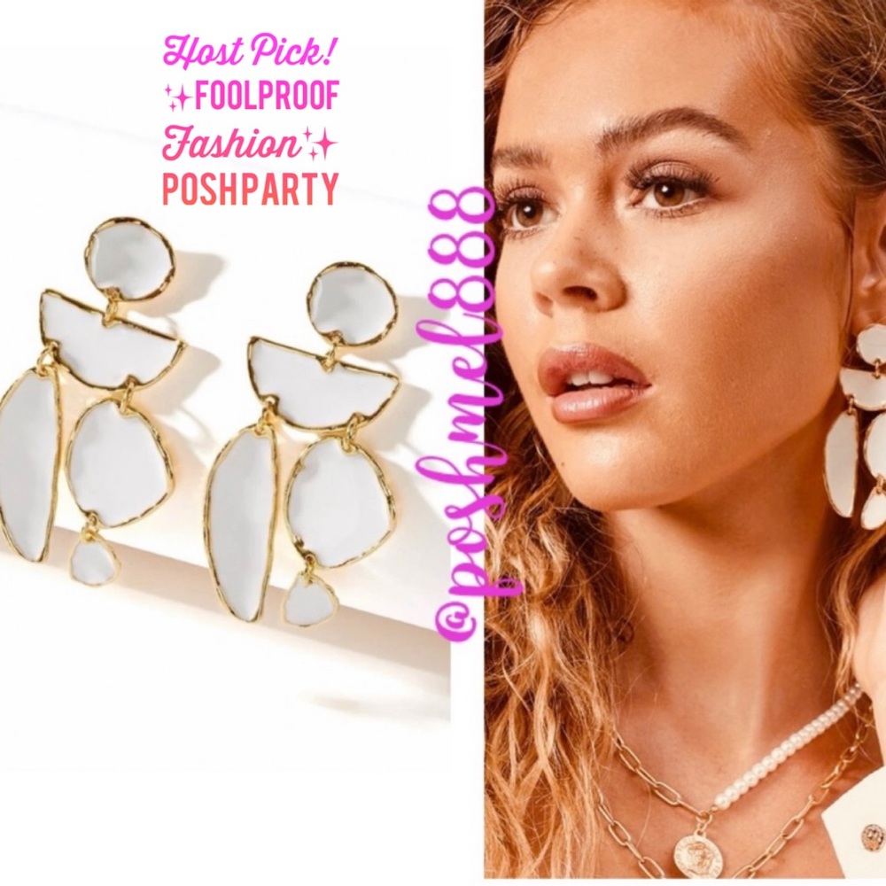 GoddessStyle Glam Gold & White Enamel Dangle Drop Lightweight StatementEโฆ - Picture 1 of 16